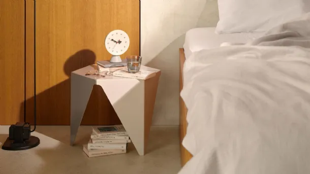 Orologio Desk Clocks Cone Base di Vitra