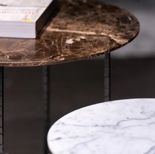 Tavolino con top in marmo Sabi di Desirèe