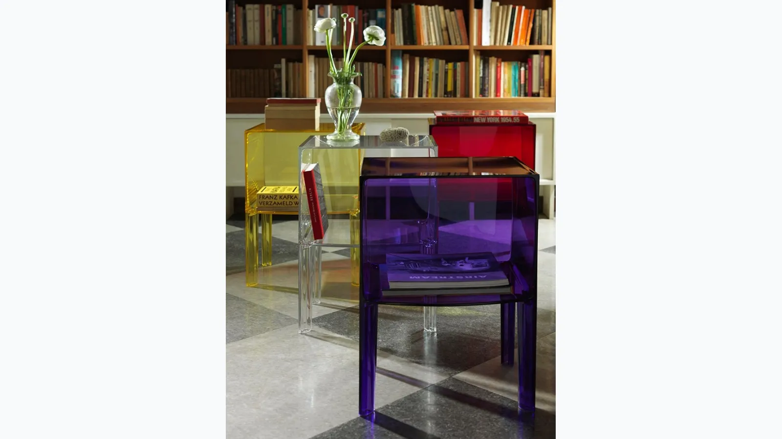 Tavolino contenitore Small Ghost Buster in plexiglas di Kartell