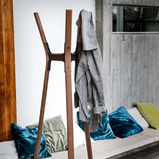 Appendiabiti Steelwood Coat Stand di Magis