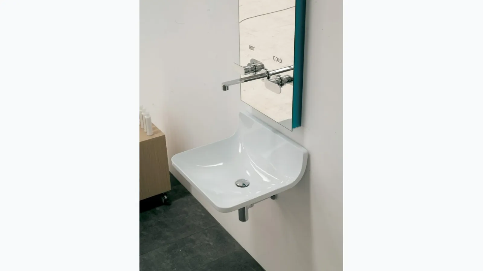 Lavabo Plate di Flaminia