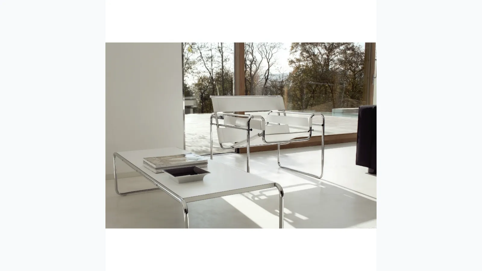 Poltroncina in pelle e acciaio Wassily Lounge Chair di Knoll