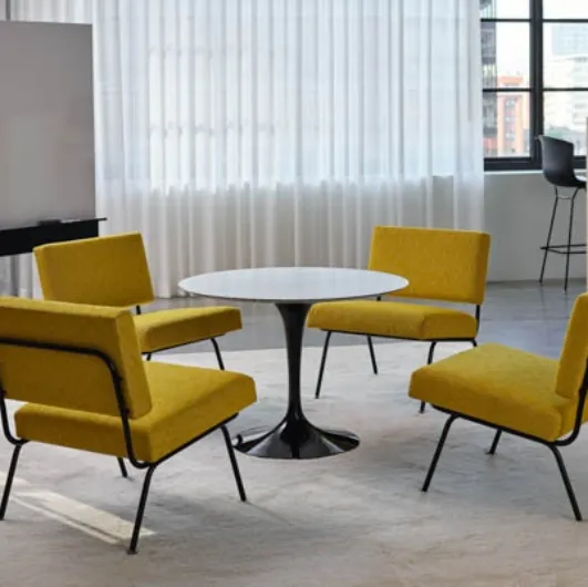 Poltroncina Florence Knoll™ Model 31 di Knoll