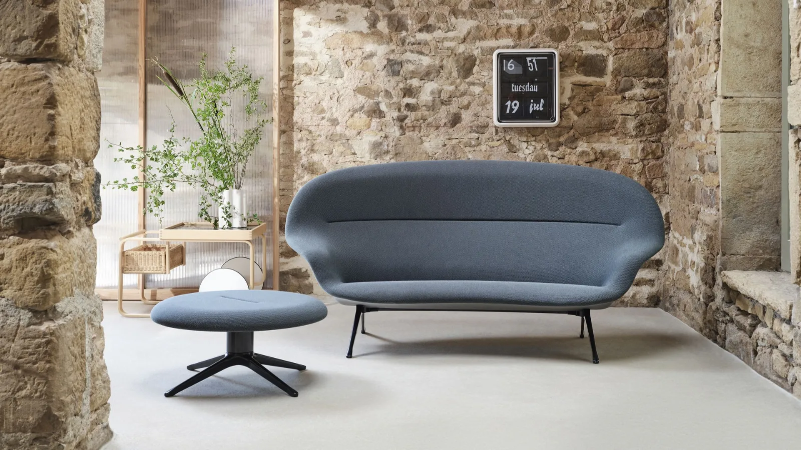 Divano lineare in tessuto Abalon Sofa di Vitra