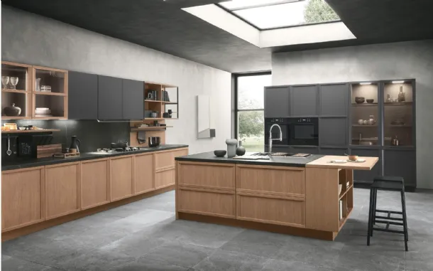 Cucina Classica con isola Newport v05 in Rovere Barrique e laccato Lava di Stosa