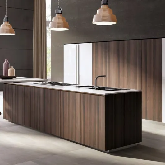 Cucina Design con isola Mediterraneum Rovere bruciato di Scic