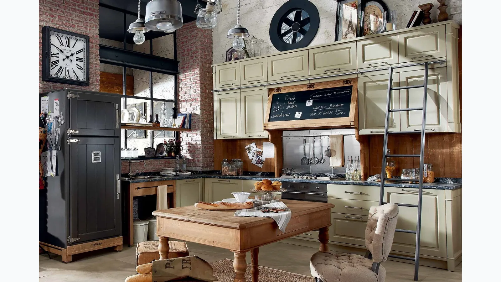 Cucina Shabby Chic angolare in legno laccato e naturale con top in marmo Nolita di Marchi