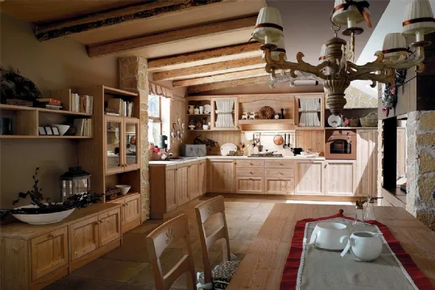Cucina lineare su misura in legno con ante pensili in vetro Everyday Cotone di Callesella