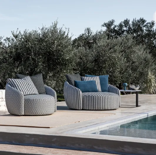 Poltrona da esterno con forma rotonda Globe Outdoor di Flexteam