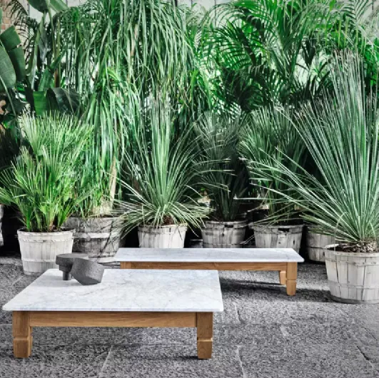 Tavolino da giardino Jeko 11 14 con top in marmo di Gervasoni